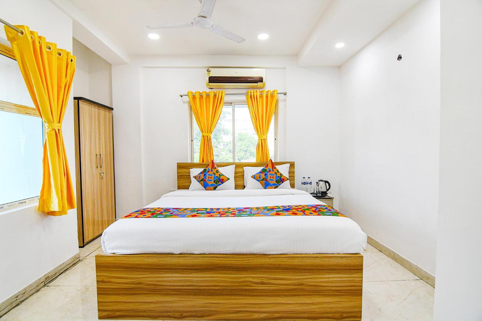 Fabhotel Grand Hazra Inn - Nr Ballygunge Station Kolkata Exterior photo